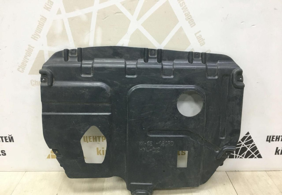 Защита двигателя Kia Ceed 1 2007 OEM 4114349