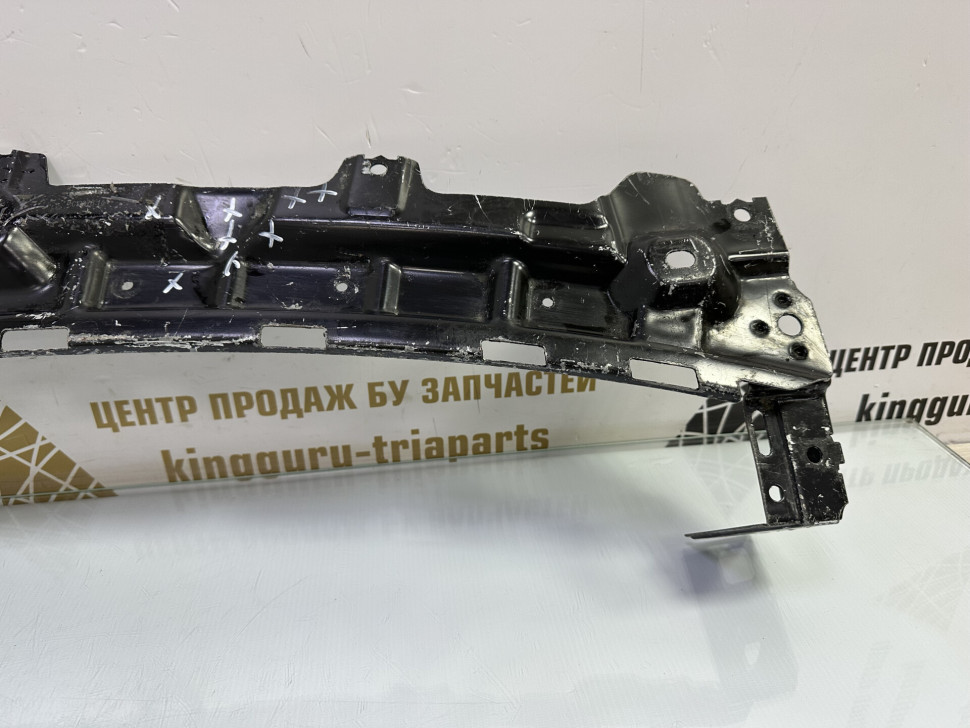 Накладка передней панели бу BMW X5 F15 OEM 41117382230 Накладка передней панели бу BMW X5 F15 OEM 41117382230