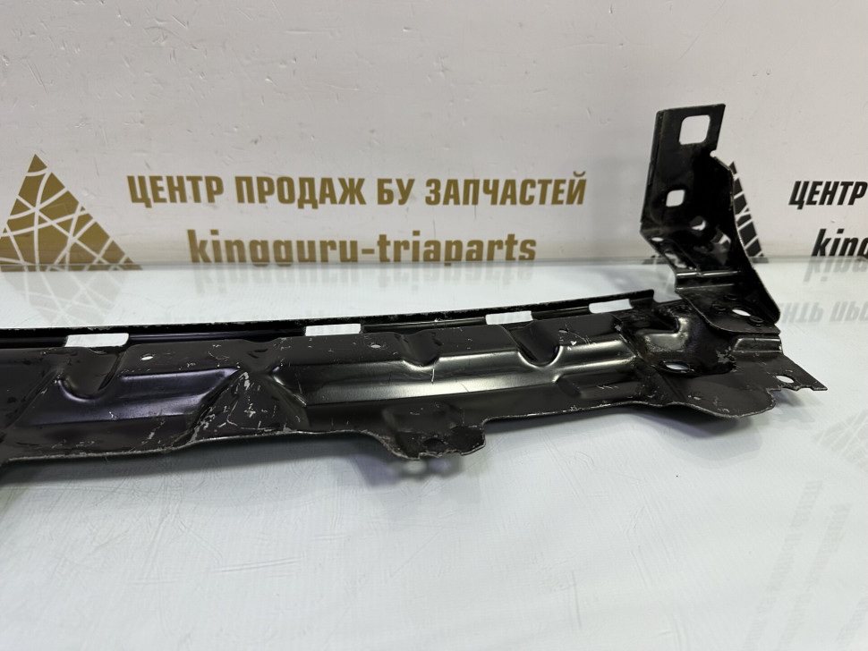 Накладка передней панели бу BMW X5 F15 OEM 41117382230