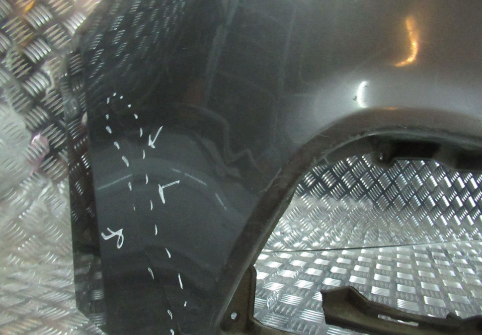 Бампер передний Hyundai IX35 (10>) oem 865112Y000 (трещины) (скл-3)