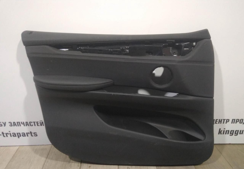 Обивка двери передняя левая бу BMW X5 F15 OEM 51417484717