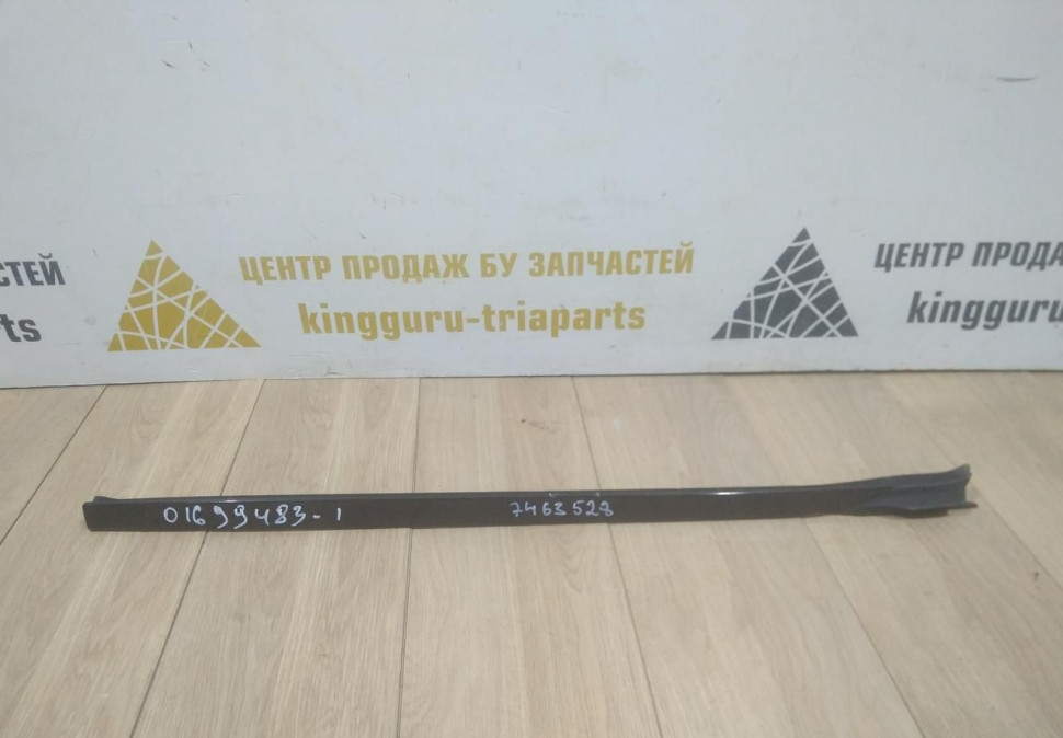 Молдинг лобового стекла правый бу BMW X5 G05 OEM 51317463528