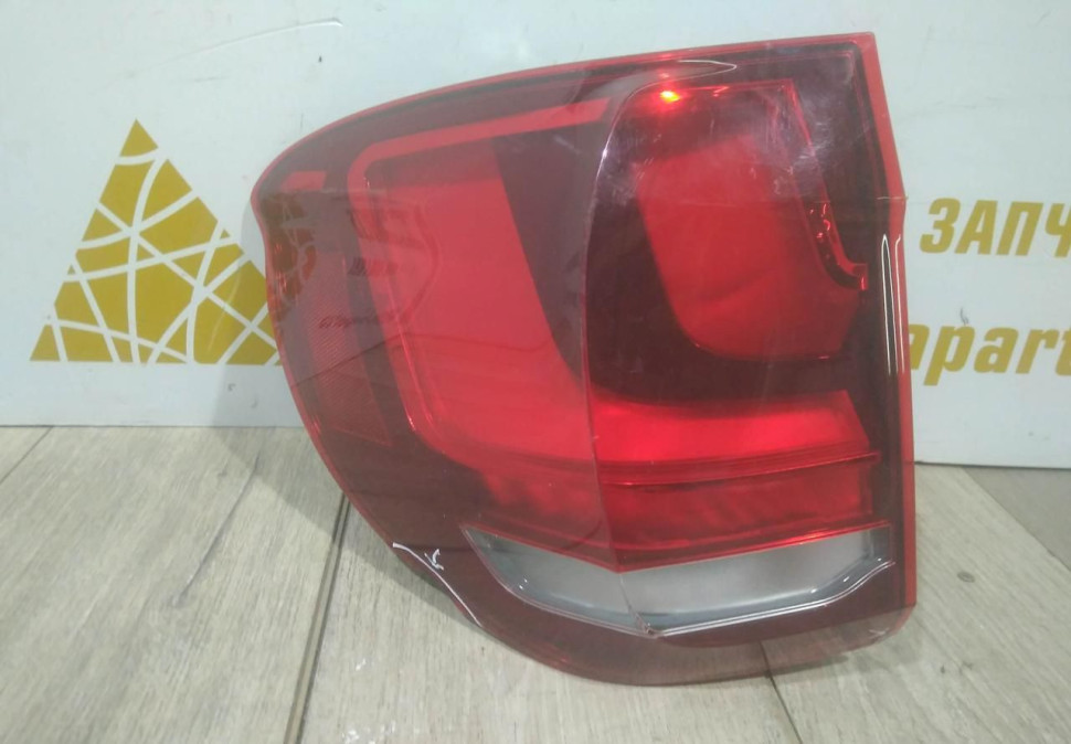 Фонарь ЛЭД LED левый внешний бу BMW X5 F15 OEM 7470885