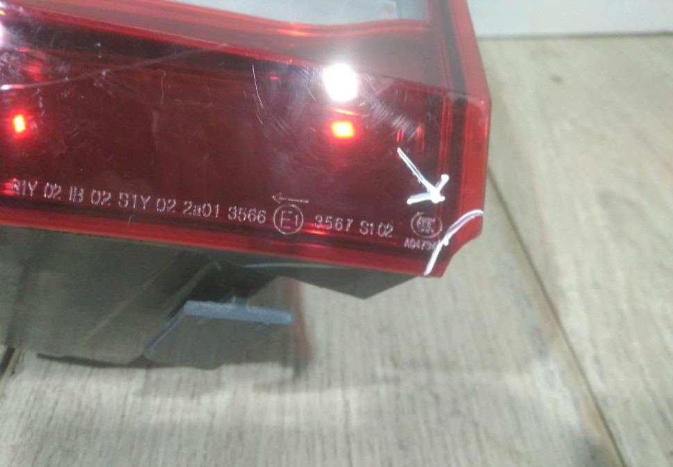 Фонарь ЛЭД LED левый внешний бу BMW X5 F15 OEM 7470885