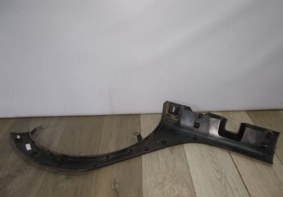 Молдинг крыла задний правый бу Renault Sandero 2 OEM 788A20172R Молдинг крыла задний правый бу Renault Sandero 2 OEM 788A20172R