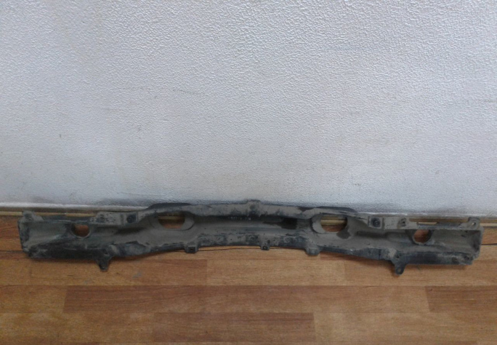 Усилитель заднего бампера Hyundai Ix35 oem 866312y000 (трещины)