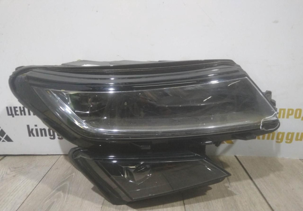 Фара ЛЭД LED правая бу Skoda Kodiaq OEM 566941016F