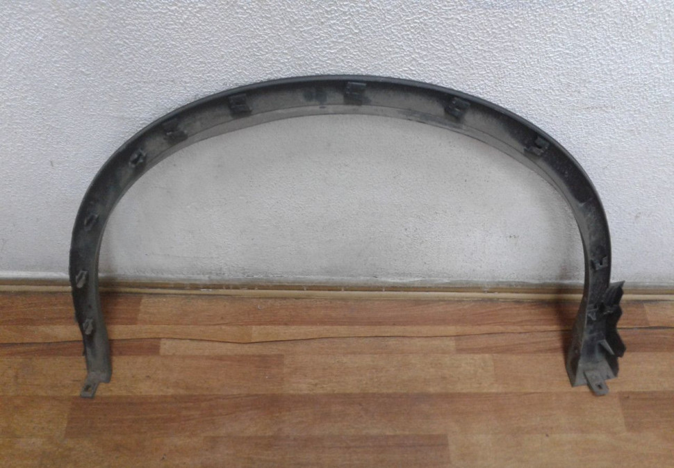 Расширитель арки крыла передний правый Volkswagen Tiguan 2 oem 5na854732E (скл-3)