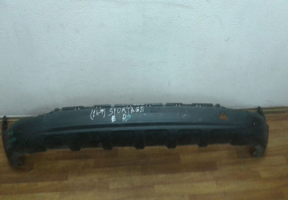 Спойлер заднего бампера Kia Sportage 4 oem 86612F1000 (скл-3)