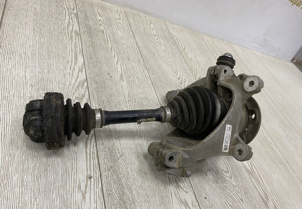 Кулак передний правый Mini Cooper F56 OEM 31216876644
