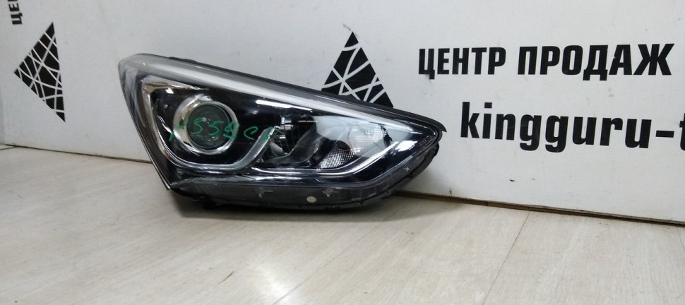 Фара правая Hyundai Santa Fe 3 (15>) ксенон рестайл  oem 921022w601
