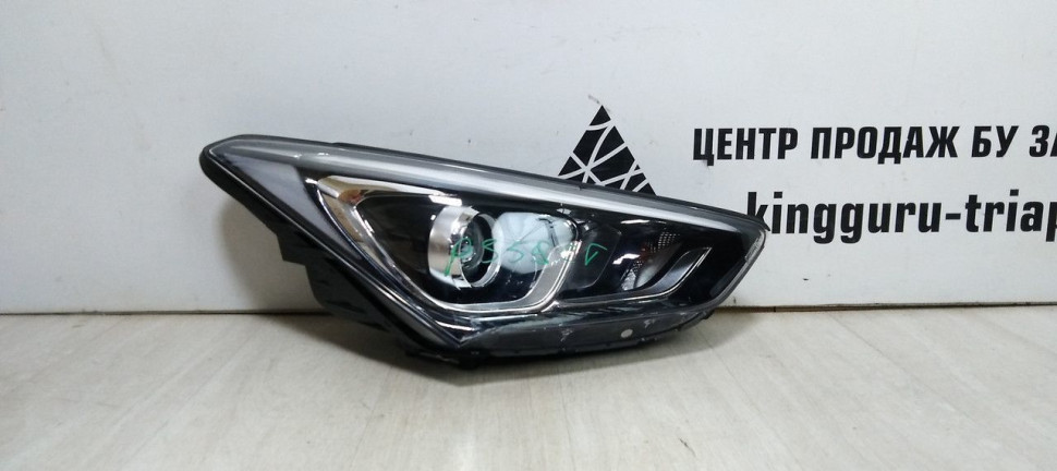 Фара правая Hyundai Santa Fe 3 (15>) ксенон рестайл  oem 921022w601