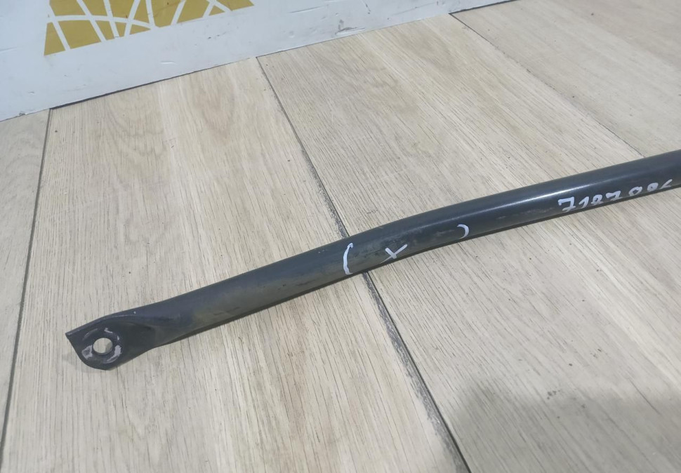 Стойка панели правая бу BMW 5 F10 OEM 7187096