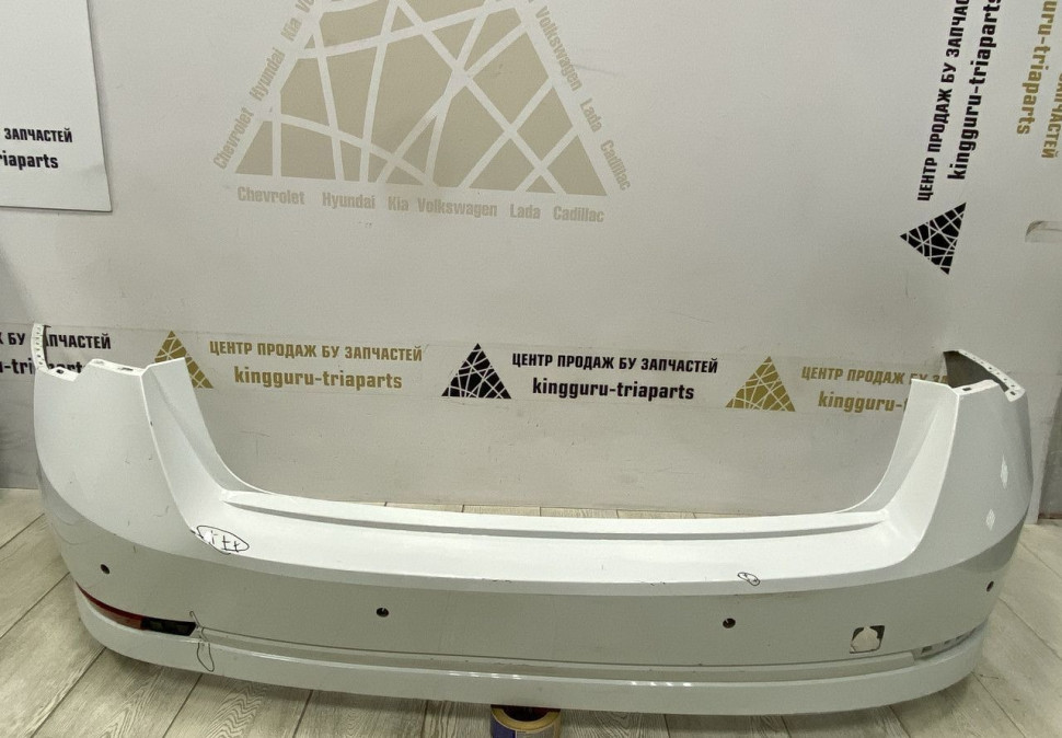 Бампер задний Skoda Octavia A8 OEM 5ER807421