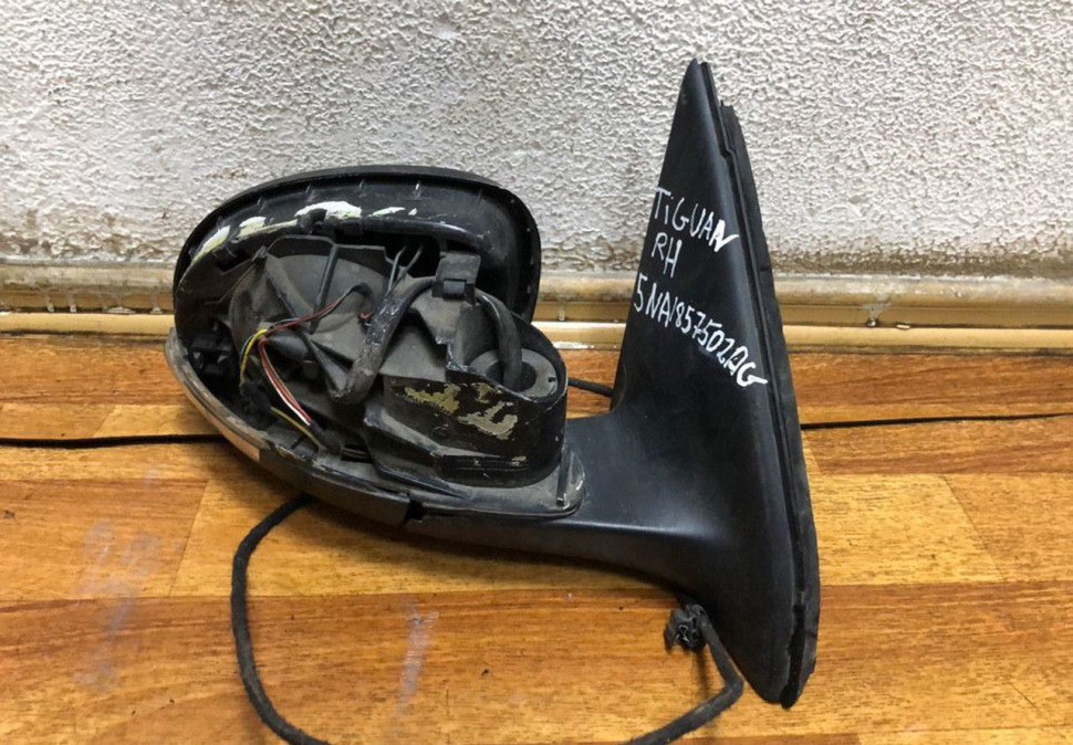 Зеркало переднее правое Volkswagen Tiguan (11>) oem 5na1857502ag Зеркало переднее правое Volkswagen Tiguan (11>) oem 5na1857502ag