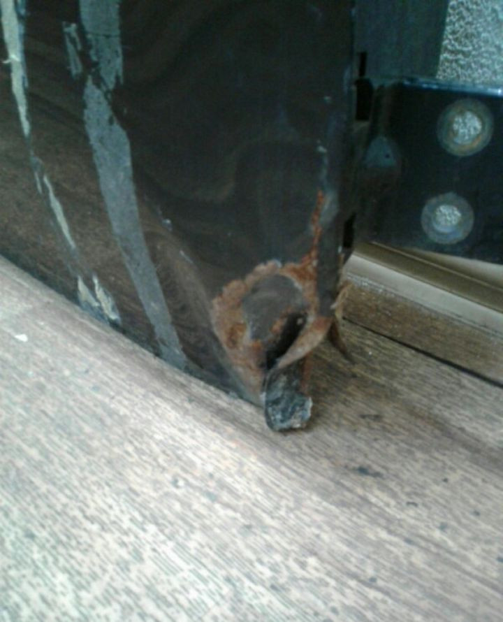 Дверь задняя правая Uaz Patriot 2 вмятина (скл-3)