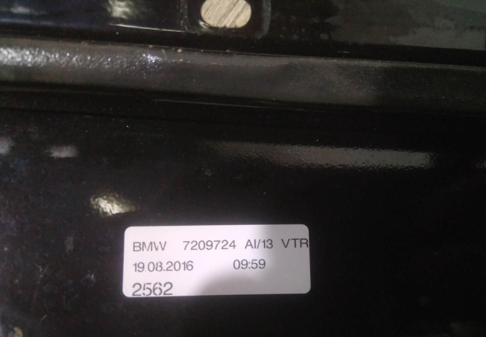 Накладка стойки двери передняя правая бу BMW 5 F10 OEM 51337209724