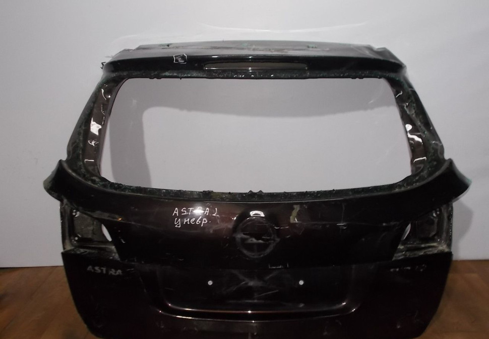 Крышка багажника бу Opel Astra J универсал OEM 0126027