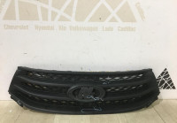 Решетка радиатора Lada Vesta 2015> oem 8450006673 (скл-3)