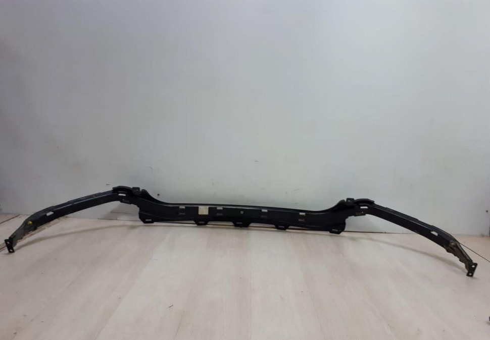 Кронштейн переднего бампера центральный Jaguar E-Pace oem J9C317E778APIA01 (скл-3)