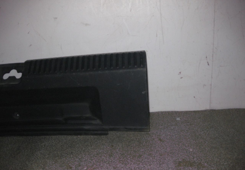 Обивка задней панели Volkswagen Polo седан (скл-3)