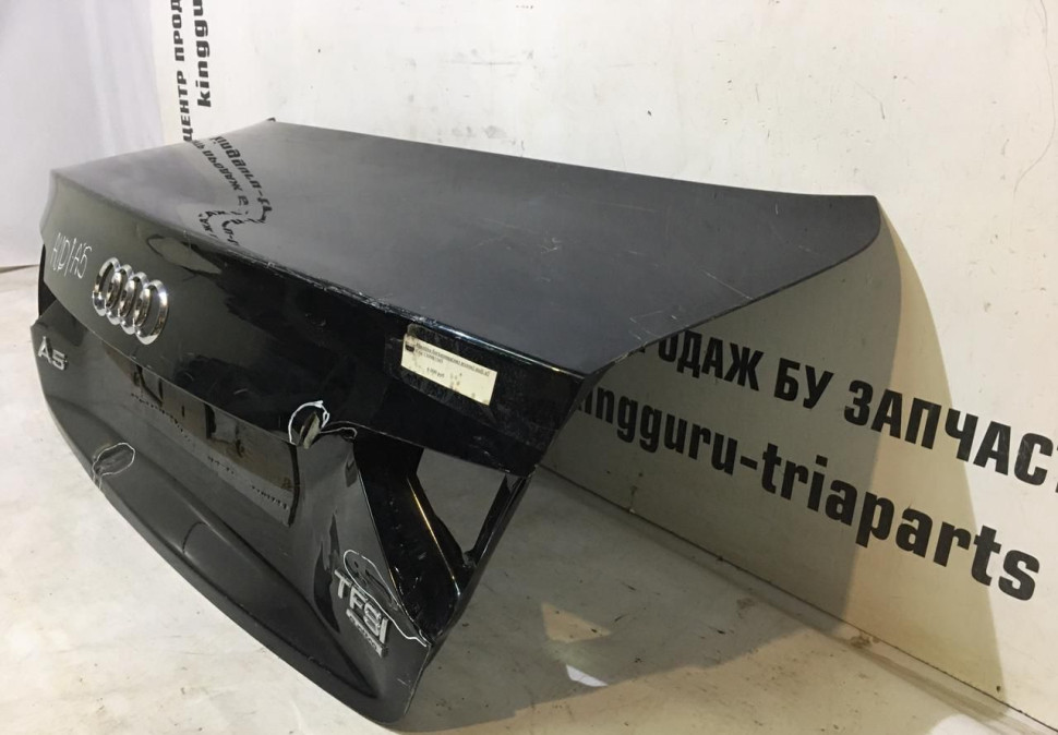 Крышка багажника Audi A5 oem 8T0827023K (скл-3)