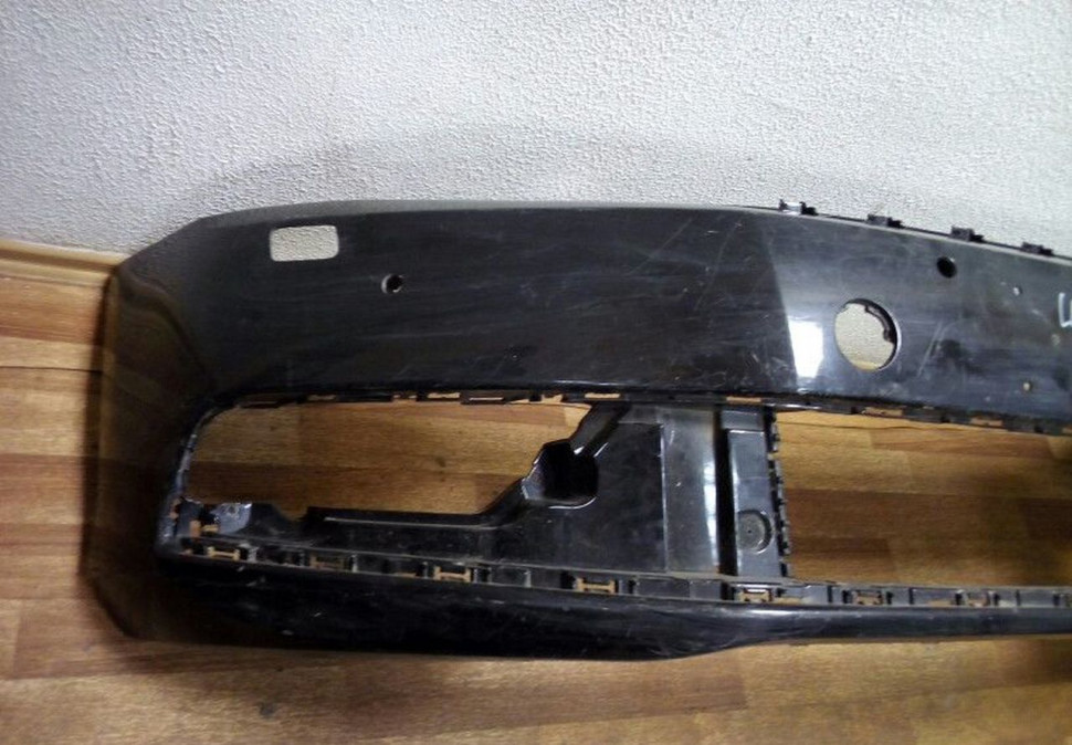 Бампер передний Volkswagen Passat B7 Oem 3AA807221 Бампер передний Volkswagen Passat B7 Oem 3AA807221