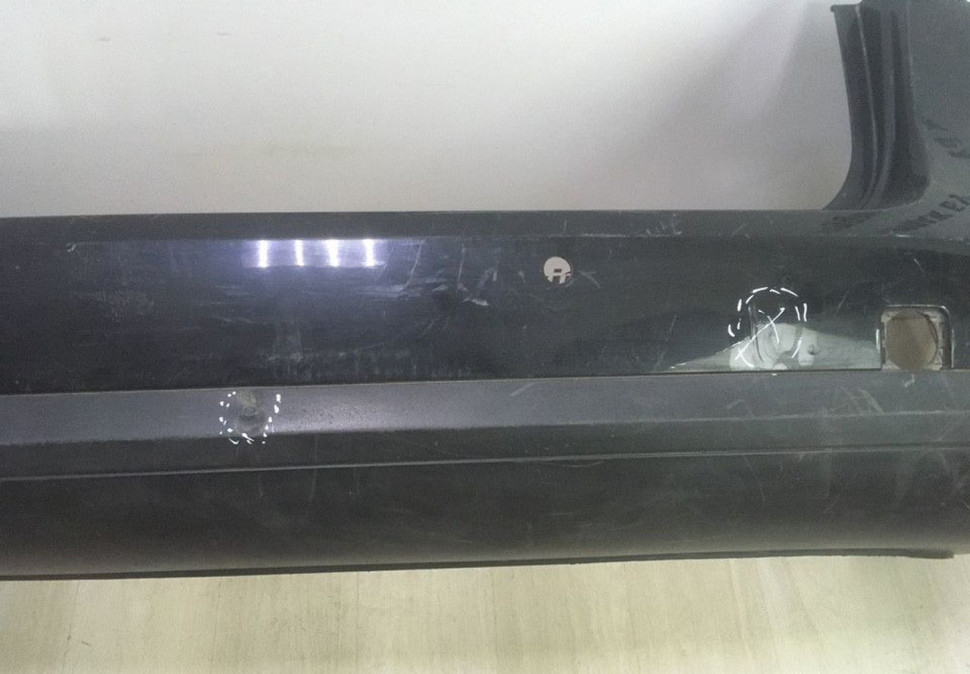 Бампер задний Volkswagen Passat B6 универсал oem 3C9807421 Бампер задний Volkswagen Passat B6 универсал oem 3C9807421