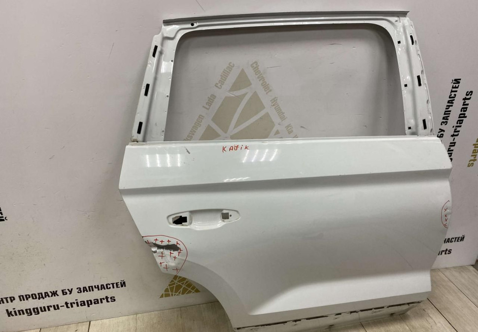 Дверь задняя правая Skoda Kodiaq OEM 565833056 Дверь задняя правая Skoda Kodiaq OEM 565833056