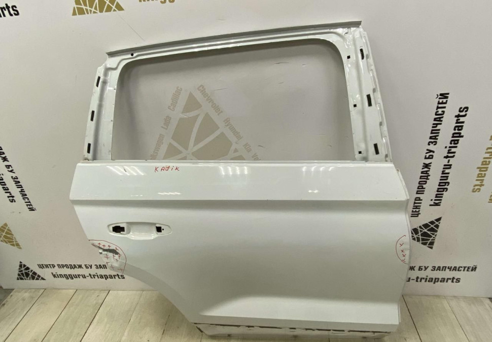 Дверь задняя правая Skoda Kodiaq OEM 565833056 Дверь задняя правая Skoda Kodiaq OEM 565833056