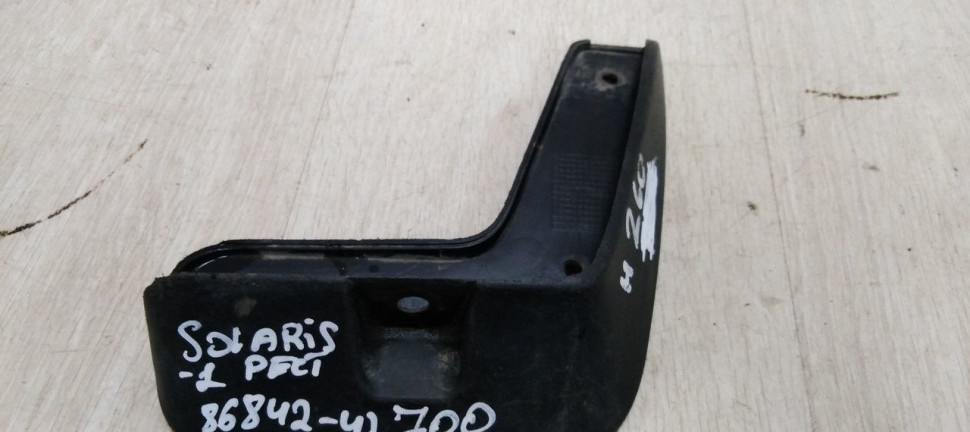 Брызговик задний правый Hyundai Solaris 1 х/б рест 14-17 oem 868424L700