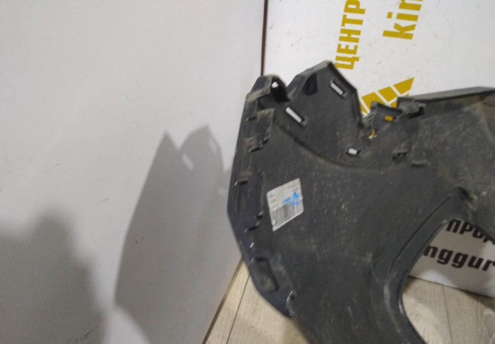 Бампер передний бу Renault Kaptur OEM 620222180R
