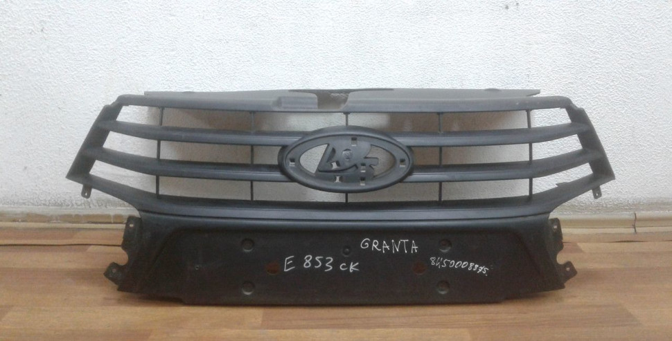 Решетка радиатора Lada Vesta Oem 8450008875 (скл-3)