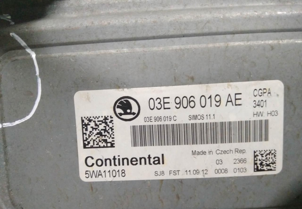 Блок управления двигателя бу Skoda Fabia 2 (1,2) OEM 03E906019AE