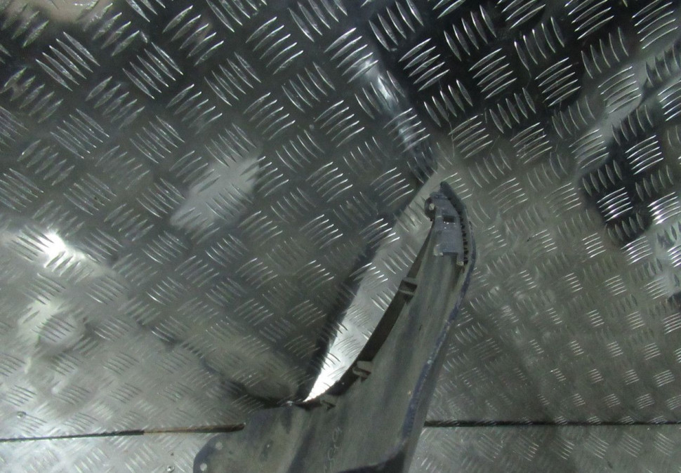 Бампер задний Hyundai I30 GD (12-15) oem 86611A6000 (слом.бок.крепл )  (скл-3)