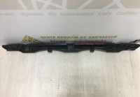 Кронштейн заднего бампера Volkswagen Touareg 2 2010-2018 oem 7P6807863A