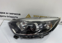 Фара левая Renault Kaptur OEM 260602042R