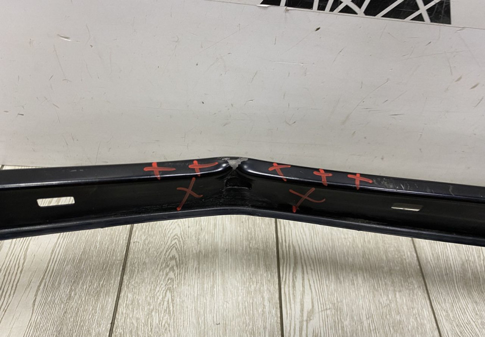 Усилитель переднего бампера Volkswagen Passat B8 2015 OEM 3G0807611