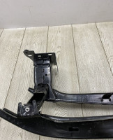 Усилитель переднего бампера Volkswagen Passat B8 2015 OEM 3G0807611