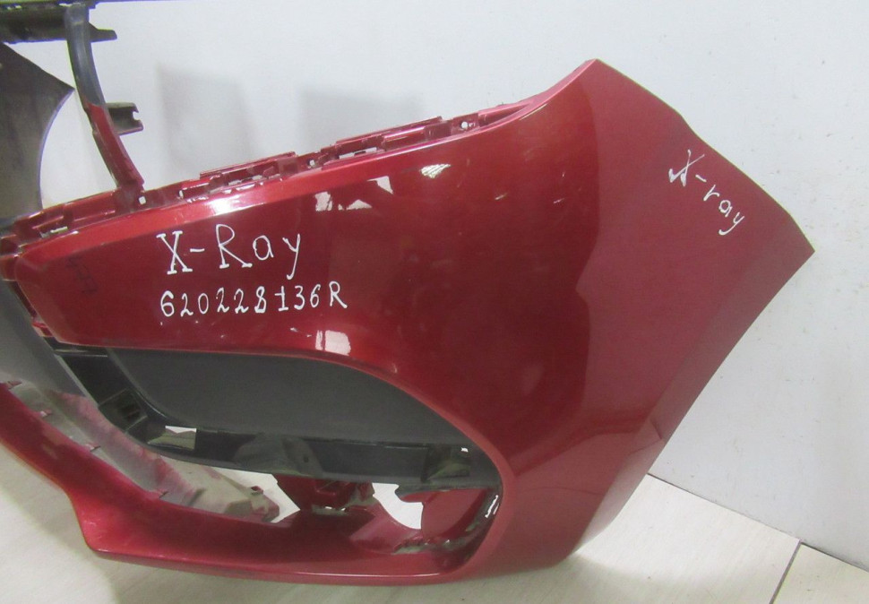 Бампер передний Lada X-Ray oem 620228136R (скл-3) Бампер передний Lada X-Ray oem 620228136R (скл-3)