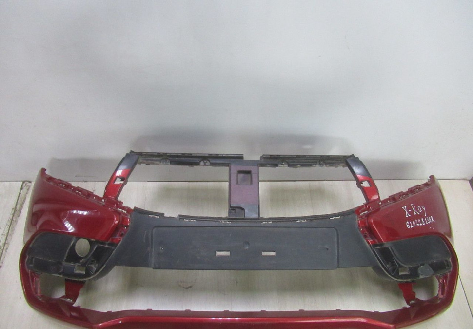 Бампер передний Lada X-Ray oem 620228136R (скл-3)