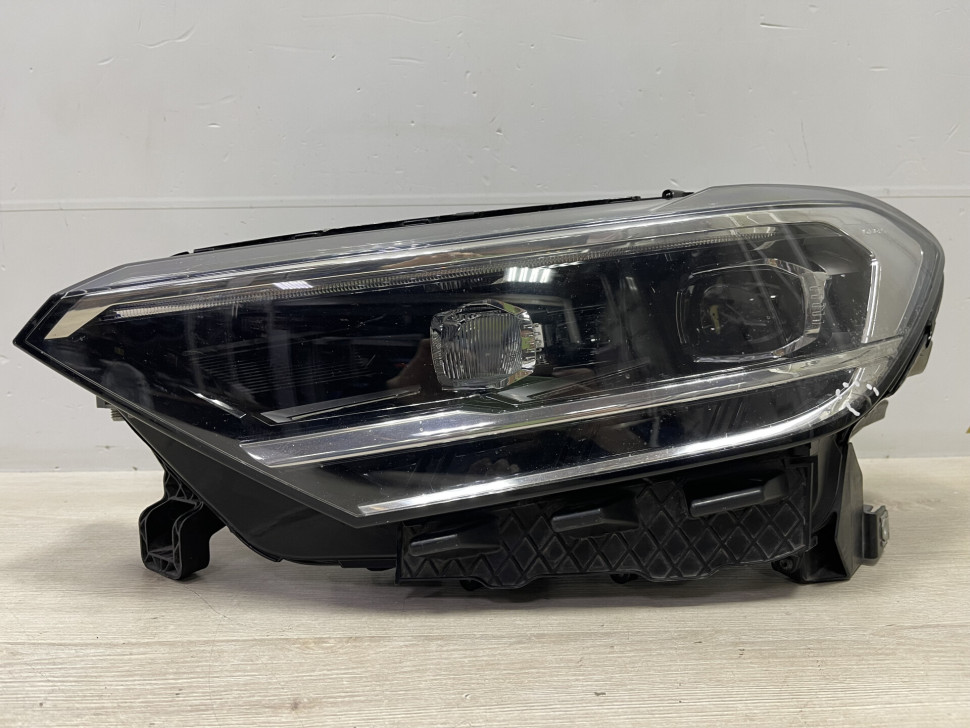 Фара левая Volkswagen Polo 6 Liftback 2020 OEM 6N5941035 Фара левая Volkswagen Polo 6 Liftback 2020 OEM 6N5941035