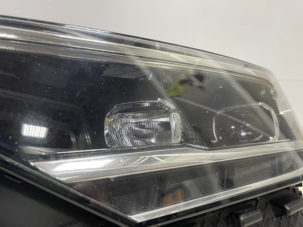 Фара левая Volkswagen Polo 6 Liftback 2020 OEM 6N5941035 Фара левая Volkswagen Polo 6 Liftback 2020 OEM 6N5941035