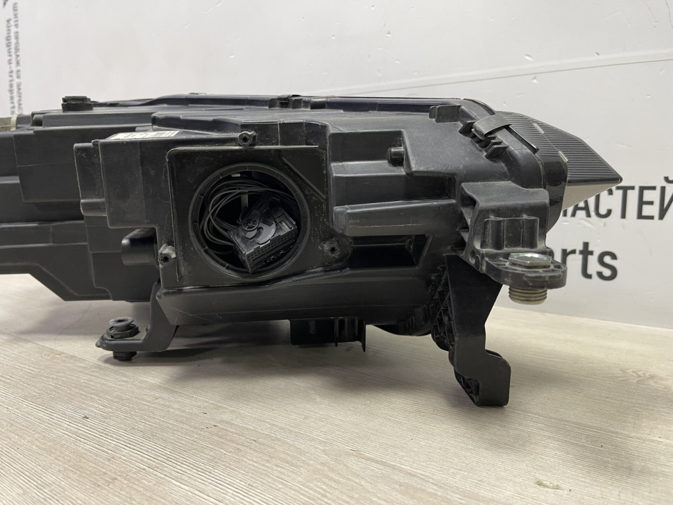 Фара левая Volkswagen Polo 6 Liftback 2020 OEM 6N5941035 Фара левая Volkswagen Polo 6 Liftback 2020 OEM 6N5941035