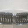 Решетка радиатора бу BMW X1 F48 OEM 51138493451 Решетка радиатора бу BMW X1 F48 OEM 51138493451
