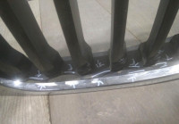 Решетка радиатора бу BMW X1 F48 OEM 51138493451