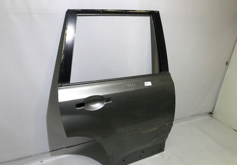 Дверь задняя правая Nissan X-trail T31 oem H210MJGOMA (скл-3) Дверь задняя правая Nissan X-trail T31 oem H210MJGOMA (скл-3)