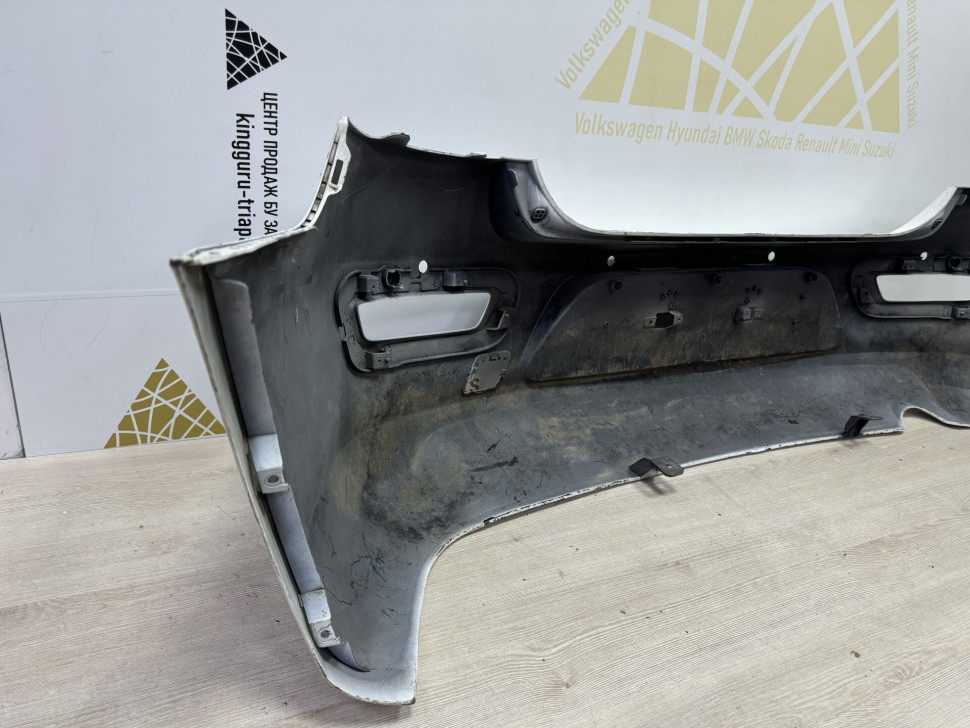 Бампер задний Chevrolet Cruze х/б oem 95494198 (вмятина) (скл-3) Бампер задний Chevrolet Cruze х/б oem 95494198 (вмятина) (скл-3)