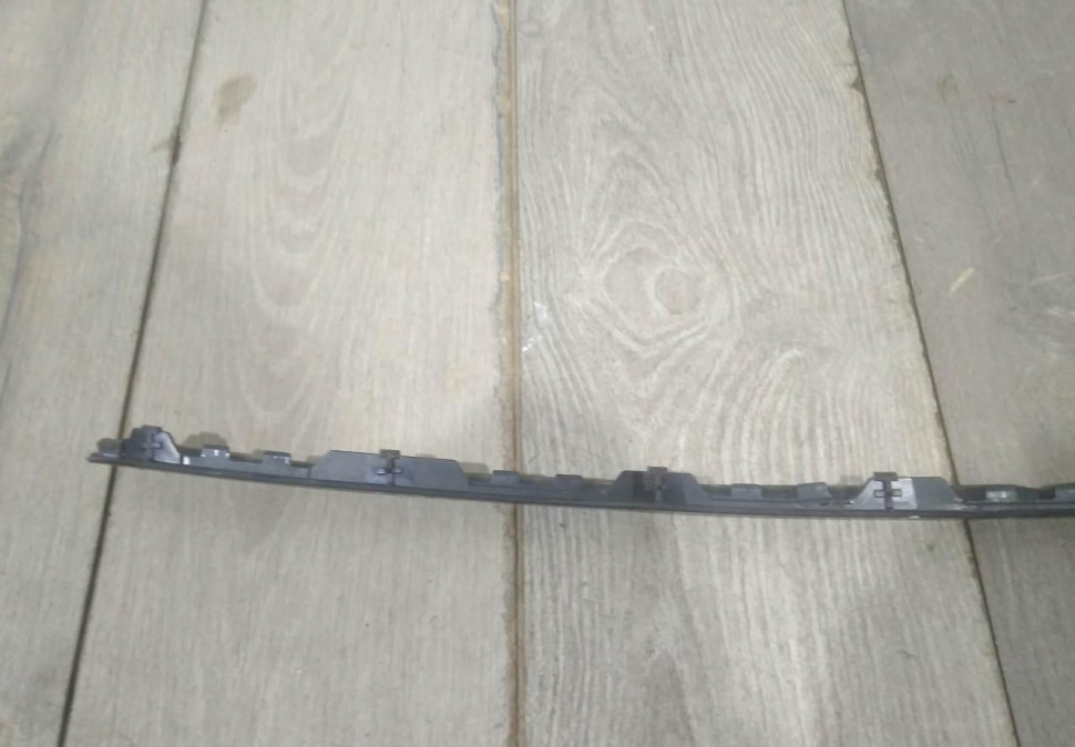 Молдинг лобового стекла левый бу BMW X6 F16 OEM 51317462217 Молдинг лобового стекла левый бу BMW X6 F16 OEM 51317462217