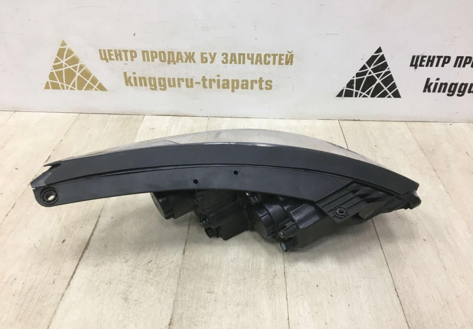 Фара левая Hyundai IX35 2010-2013 oem 921012Y000